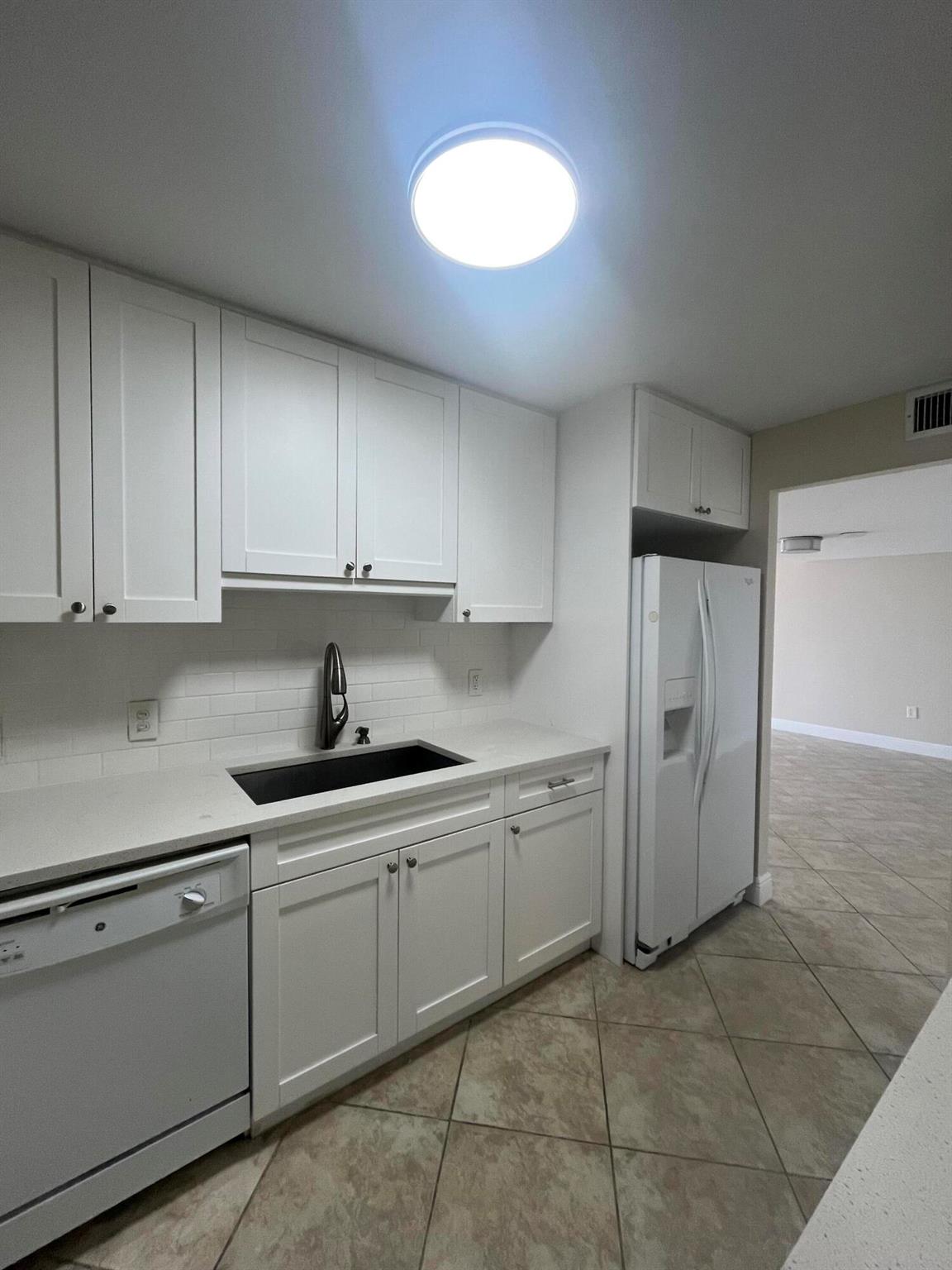 PALM BEACH HOUSE - Residential Lease