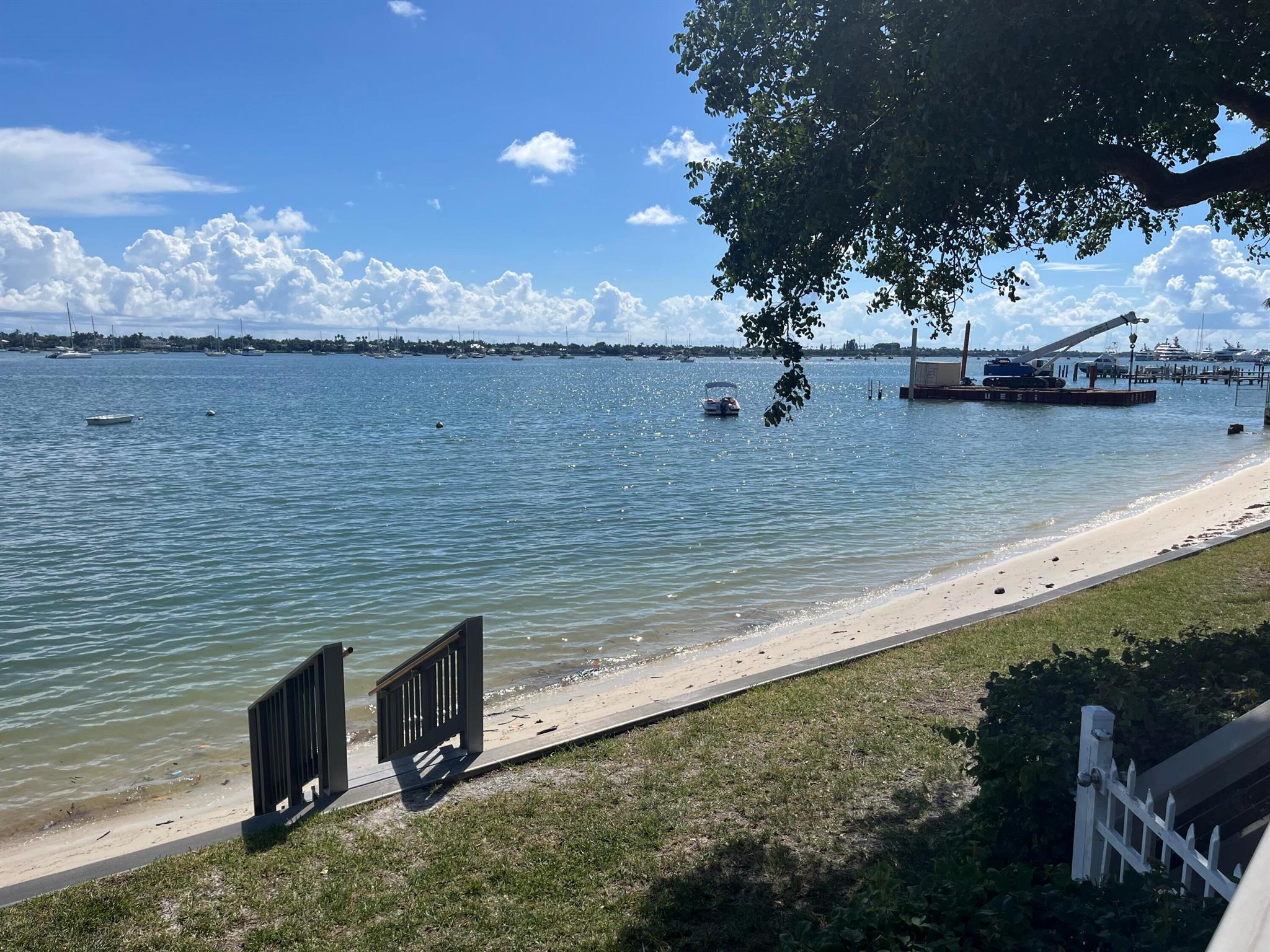 PALM BEACH HOUSE - Residential Lease