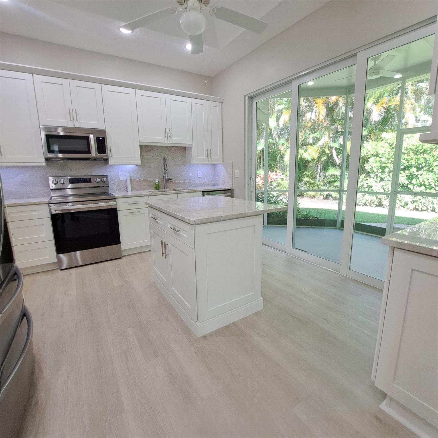 VILLAS AT MANGROVE BAY CO - Residential