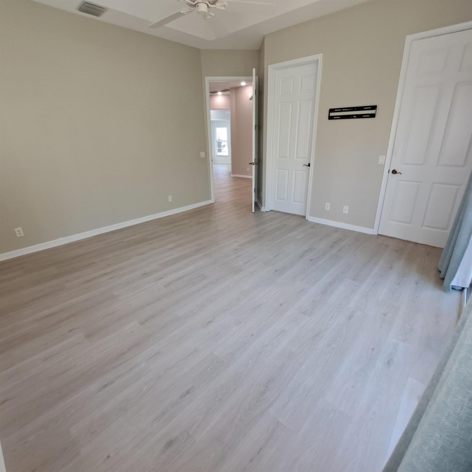 VILLAS AT MANGROVE BAY CO - Residential