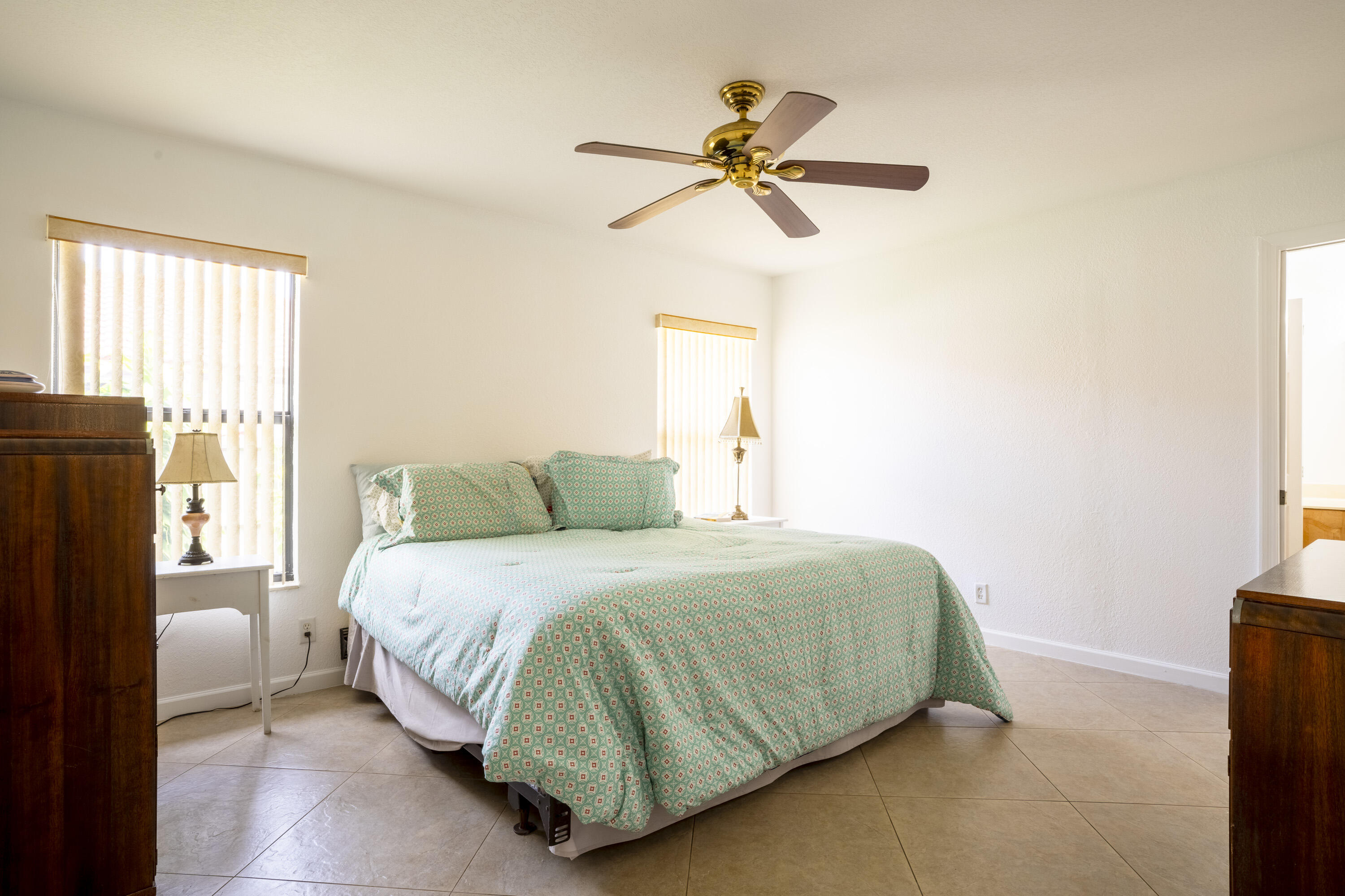 KNOB HILL SUB - Residential