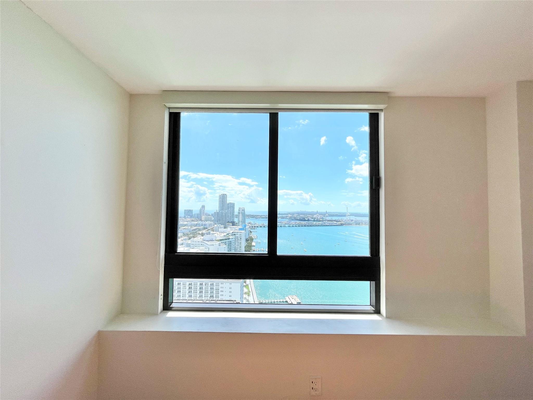 THE WAVERLY AT SOUTH BEAC - Residential