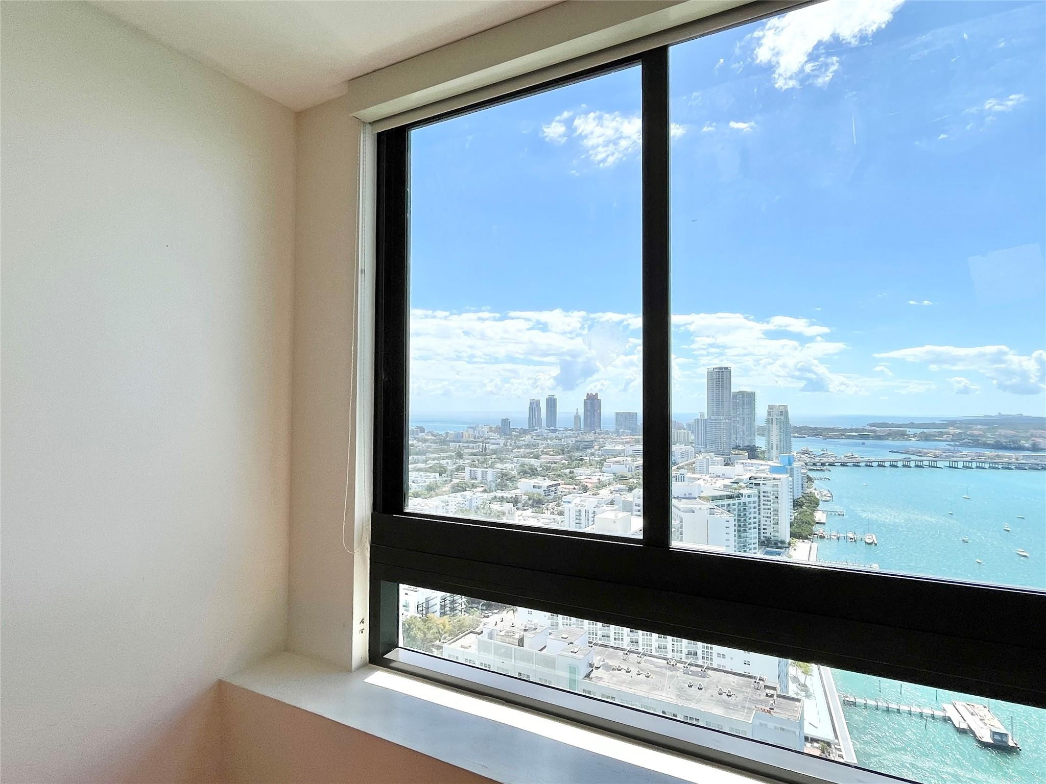 THE WAVERLY AT SOUTH BEAC - Residential