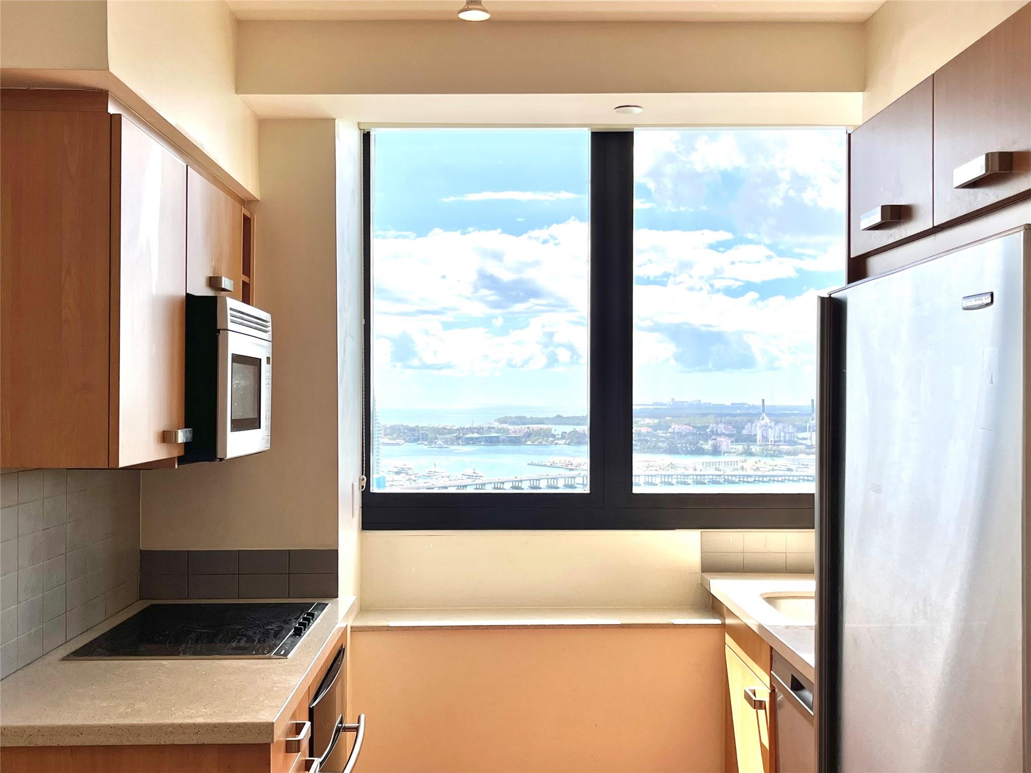 THE WAVERLY AT SOUTH BEAC - Residential