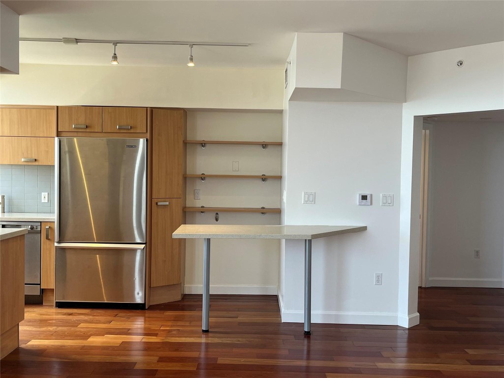 THE WAVERLY AT SOUTH BEAC - Residential