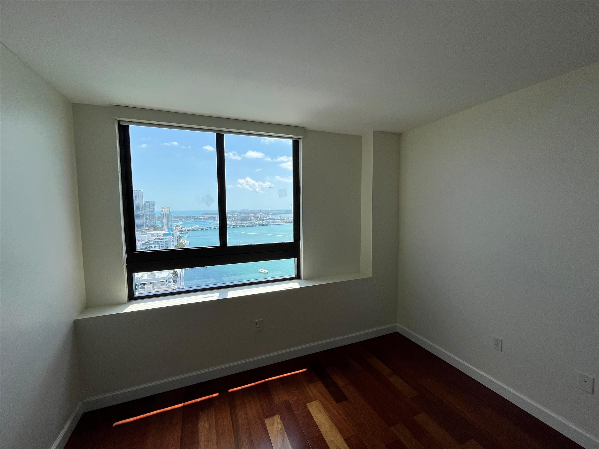 THE WAVERLY AT SOUTH BEAC - Residential