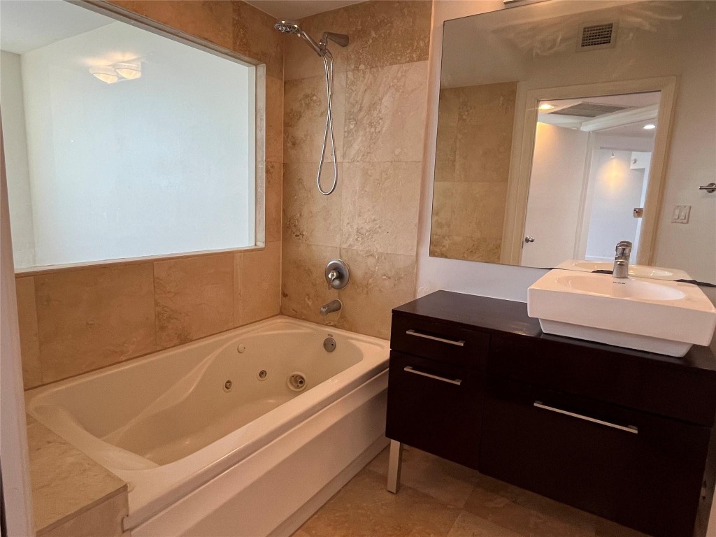 THE WAVERLY AT SOUTH BEAC - Residential