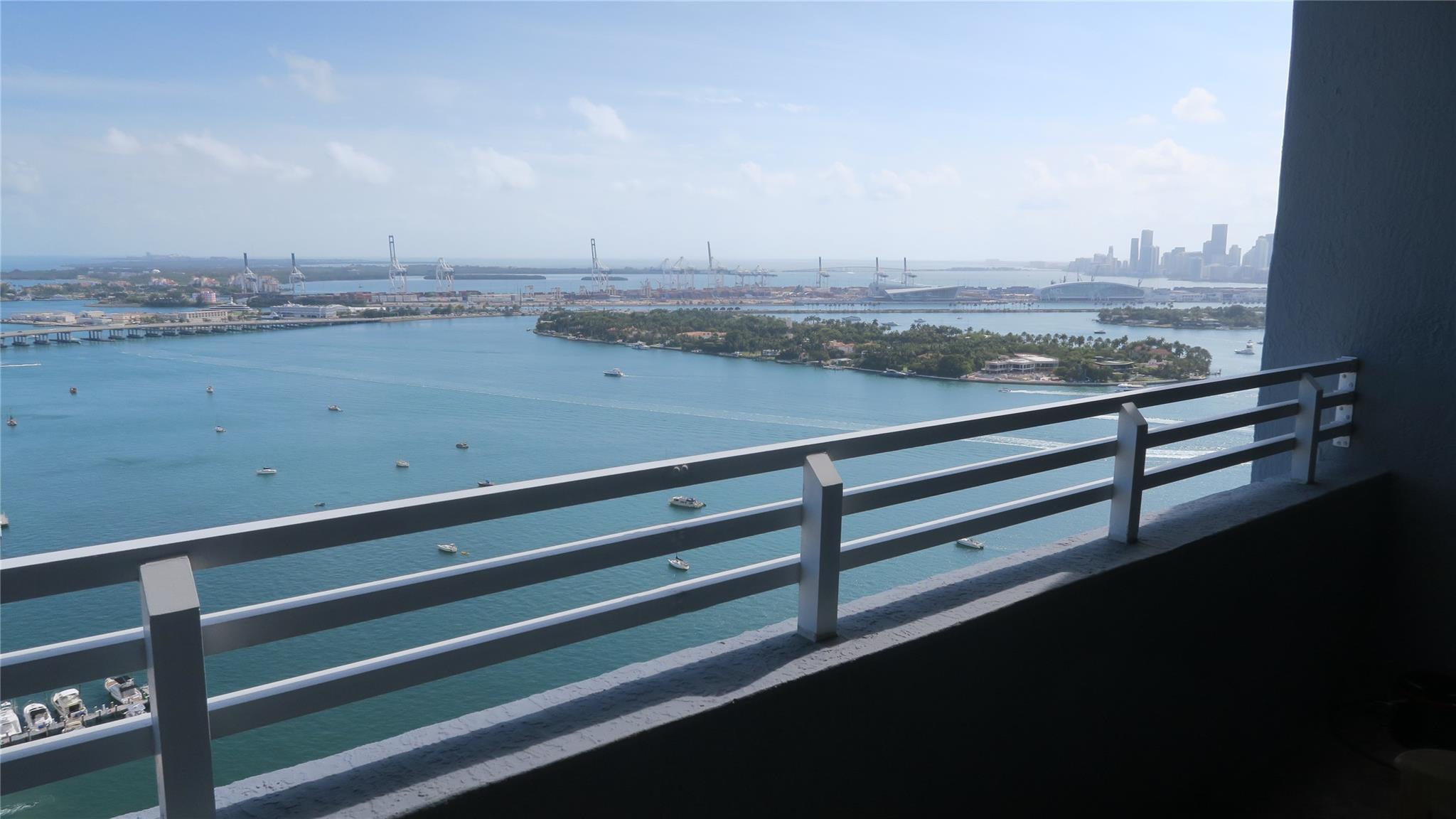 THE WAVERLY AT SOUTH BEAC - Residential