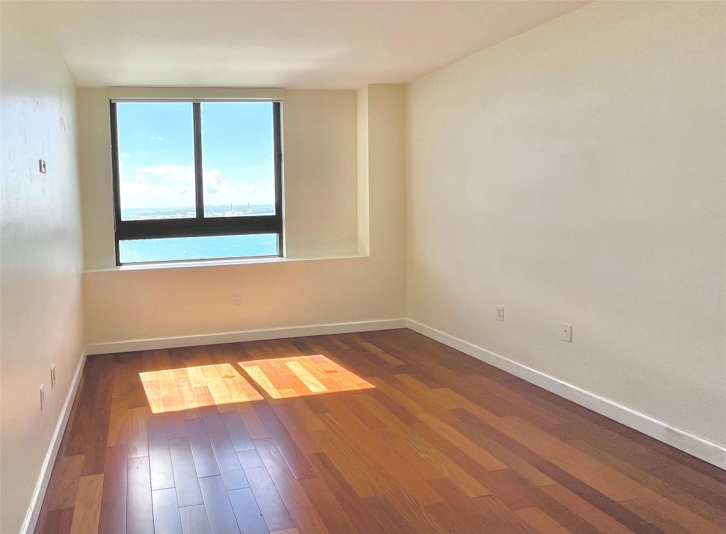 THE WAVERLY AT SOUTH BEAC - Residential