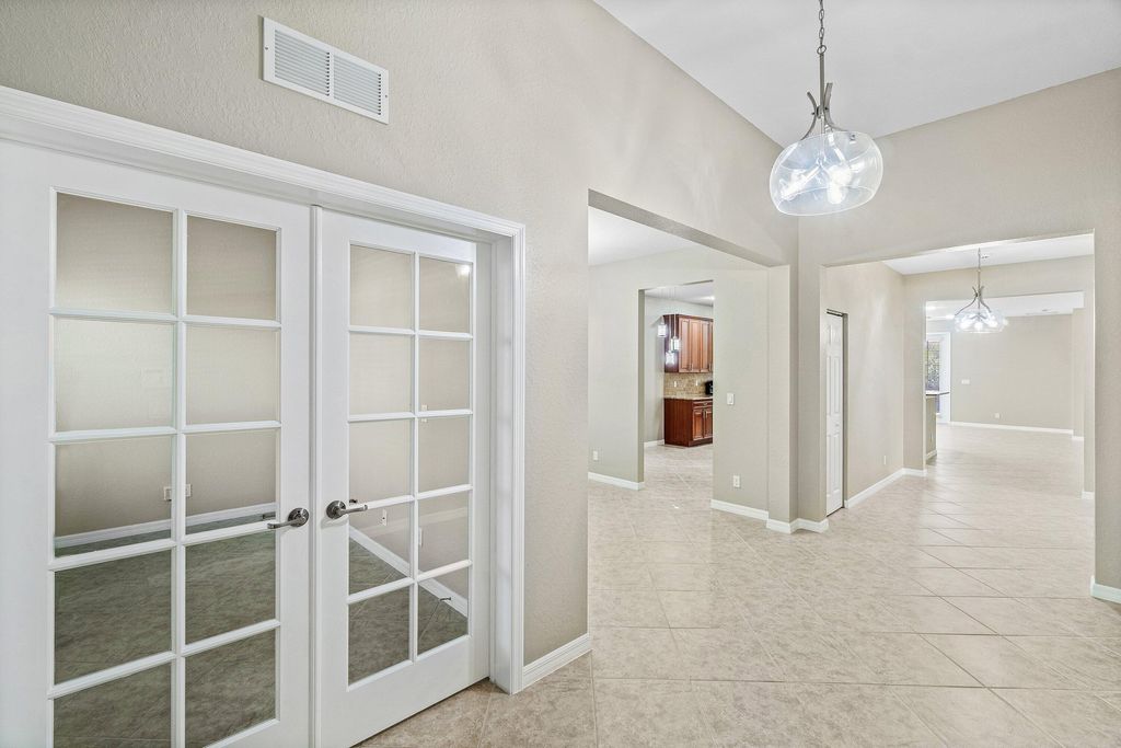 Photo of 10636 Ivanhoe Lane, Wellington, FL 33414 (MLS # R11163000)