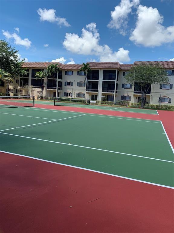 251 S Cypress Rd 105