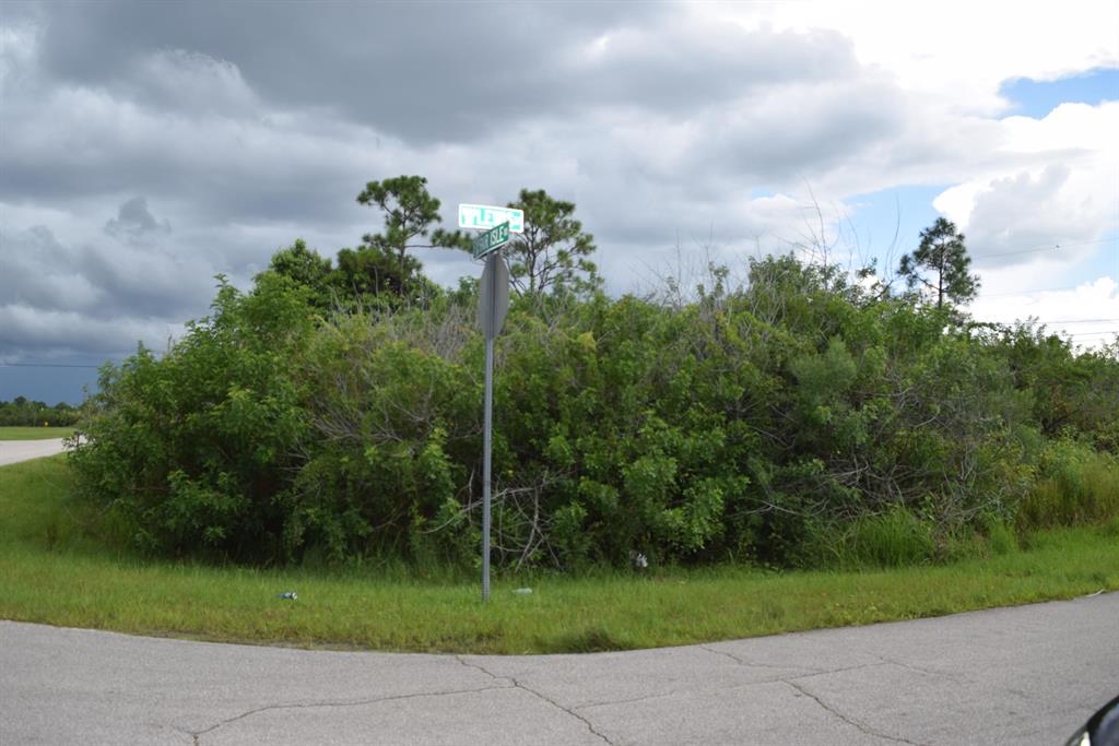 PORT ST LUCIE SECTION 35 - Land