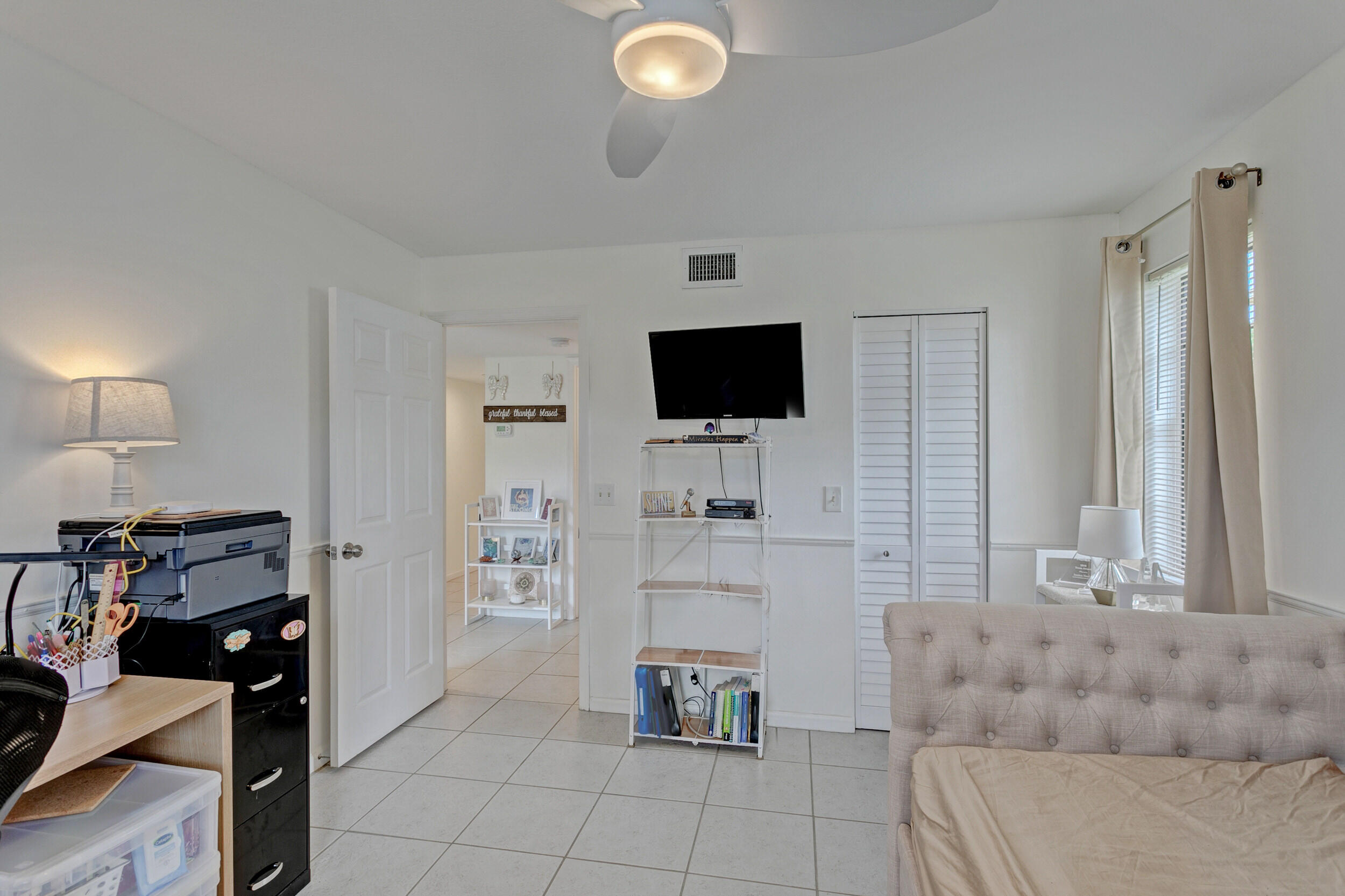 KEYSTONE CONDO - Residential