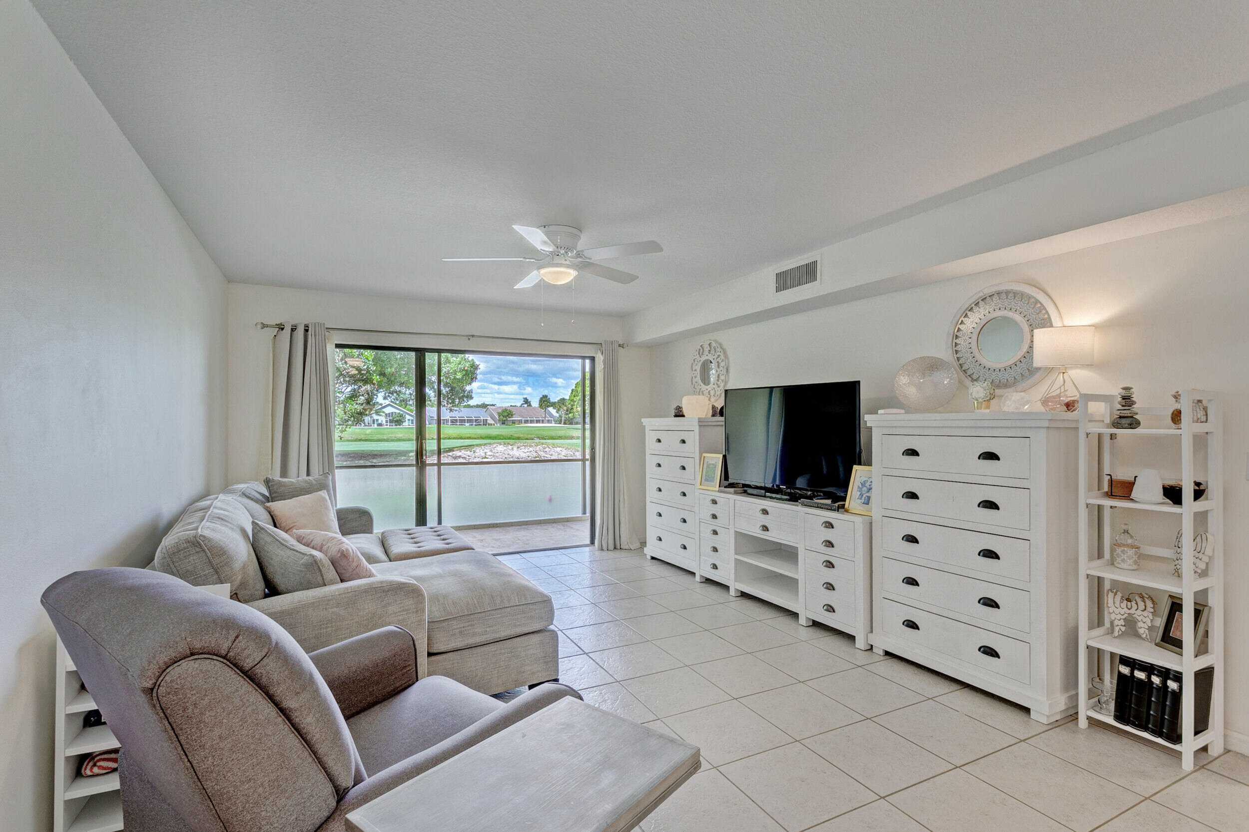 KEYSTONE CONDO - Residential