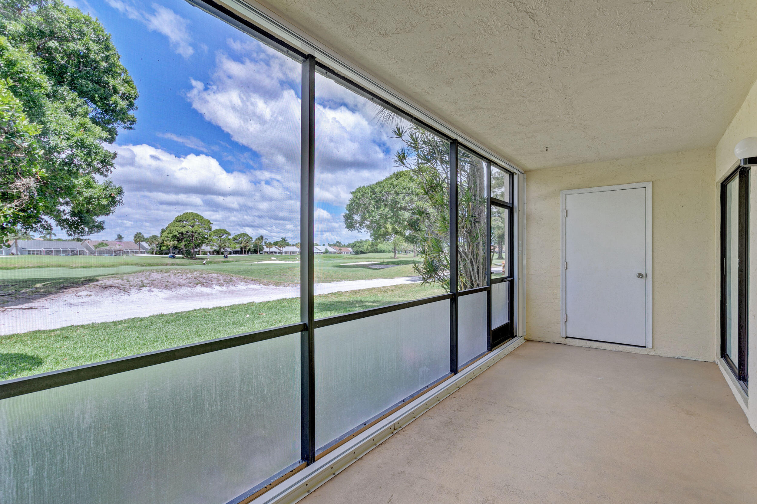 KEYSTONE CONDO - Residential