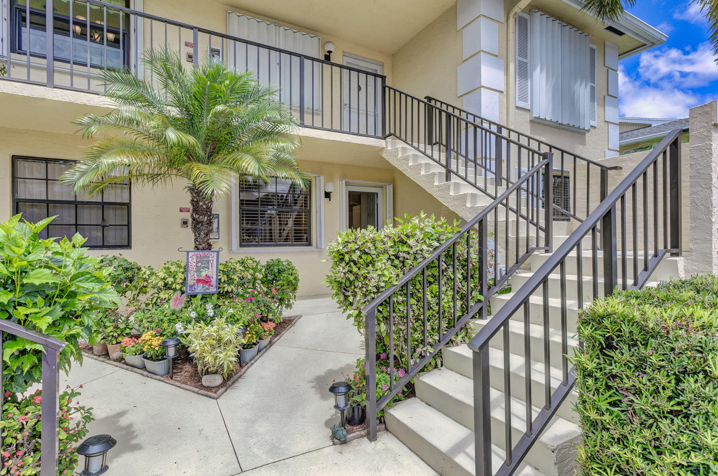 KEYSTONE CONDO - Residential