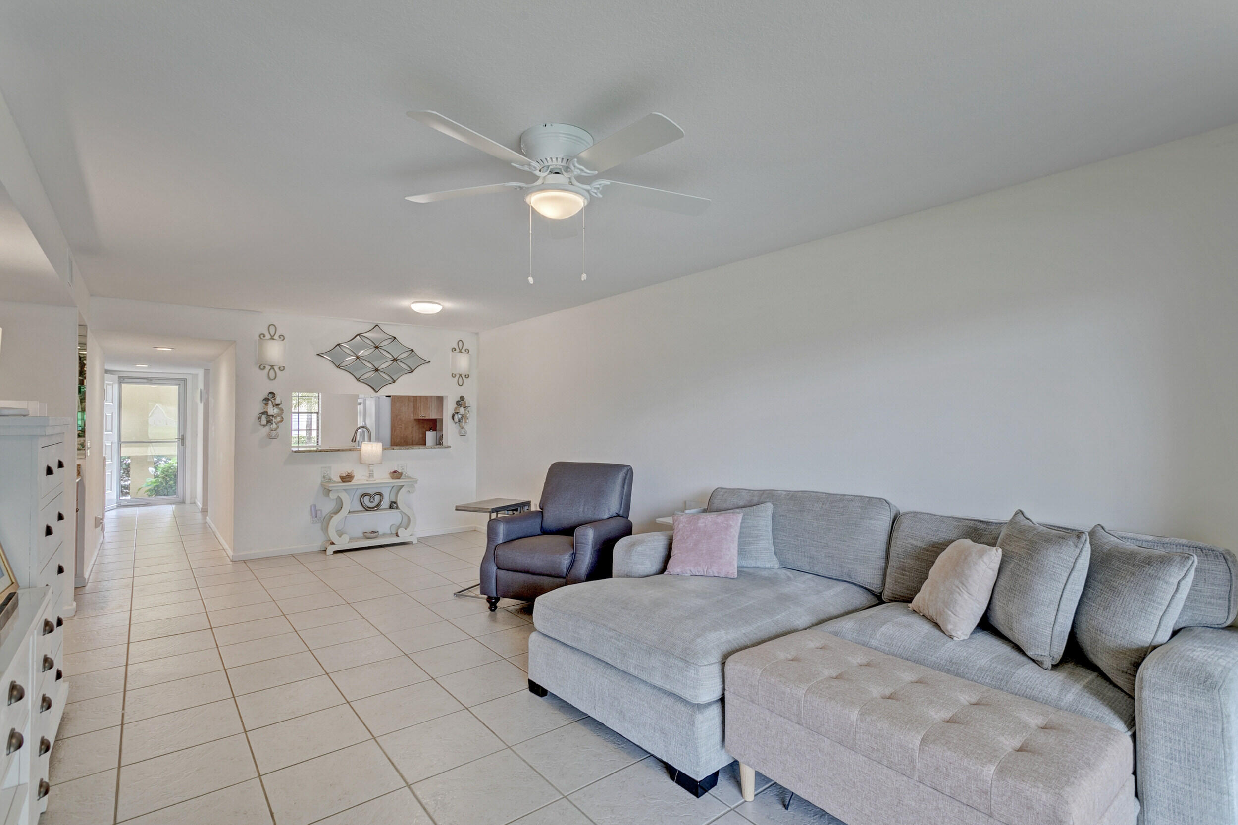 KEYSTONE CONDO - Residential