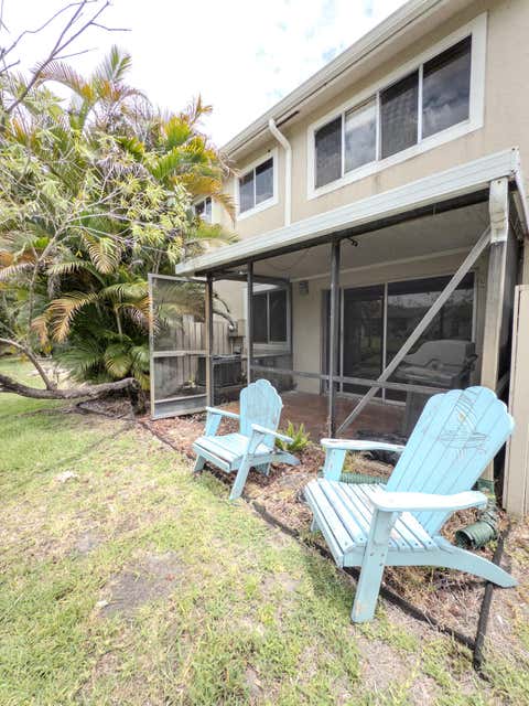 Tiny photo for 2011 E Discovery Cir Circle E, Deerfield Beach, FL 33442 (MLS # B26036523)