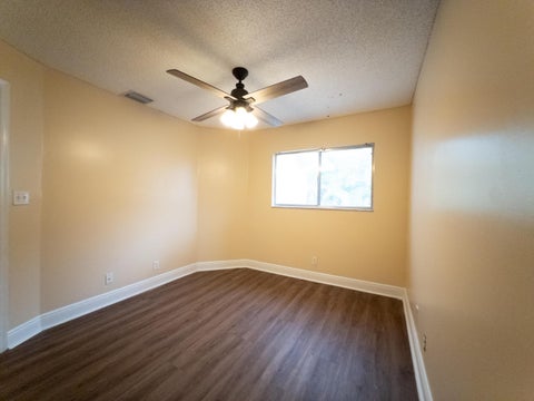 Tiny photo for 2011 E Discovery Cir Circle E, Deerfield Beach, FL 33442 (MLS # B26036523)
