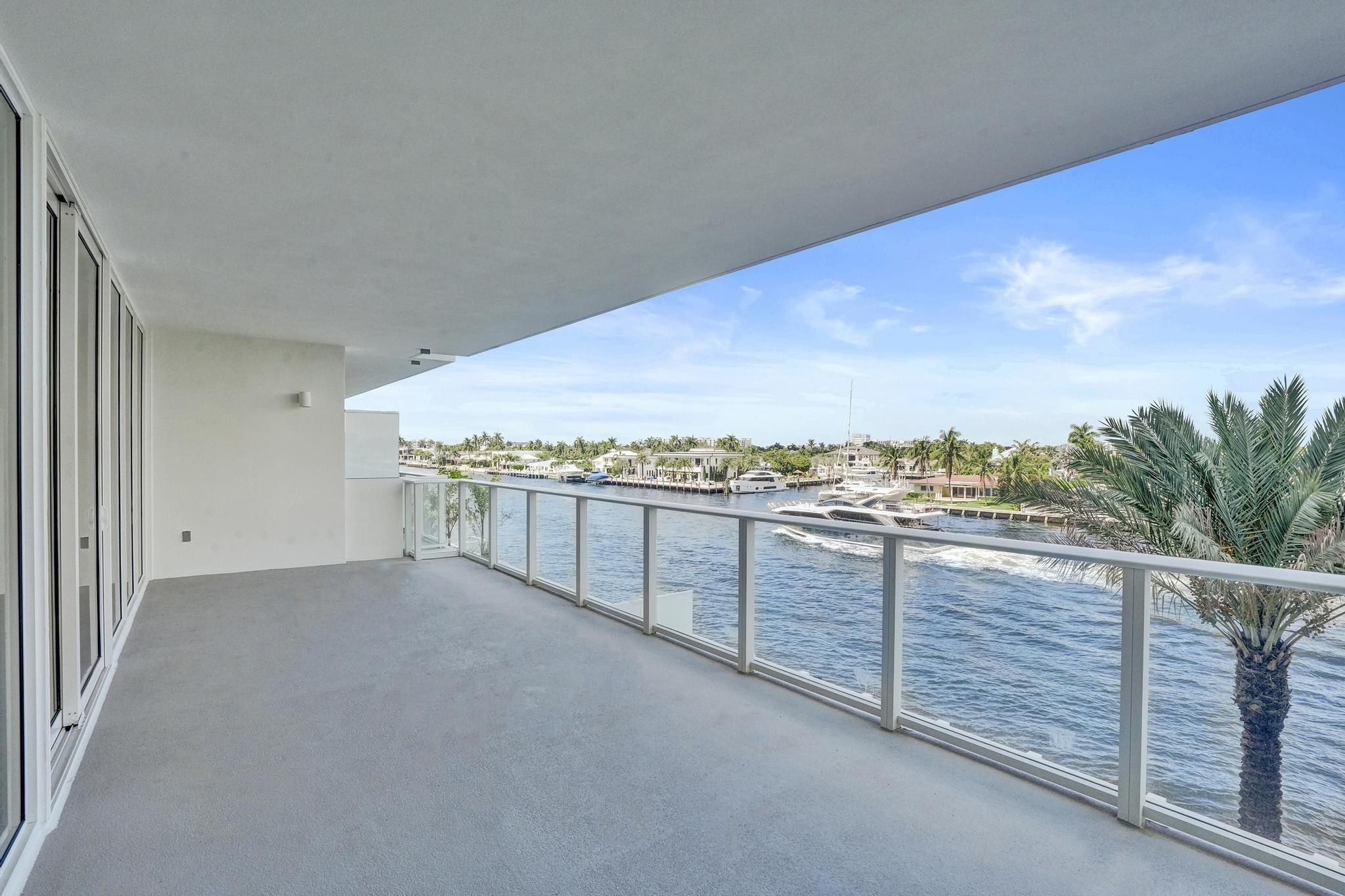Pompano Beach, Florida, 33062, United States, 2 Bedrooms Bedrooms, ,2 BathroomsBathrooms,Residential,Active,2038110