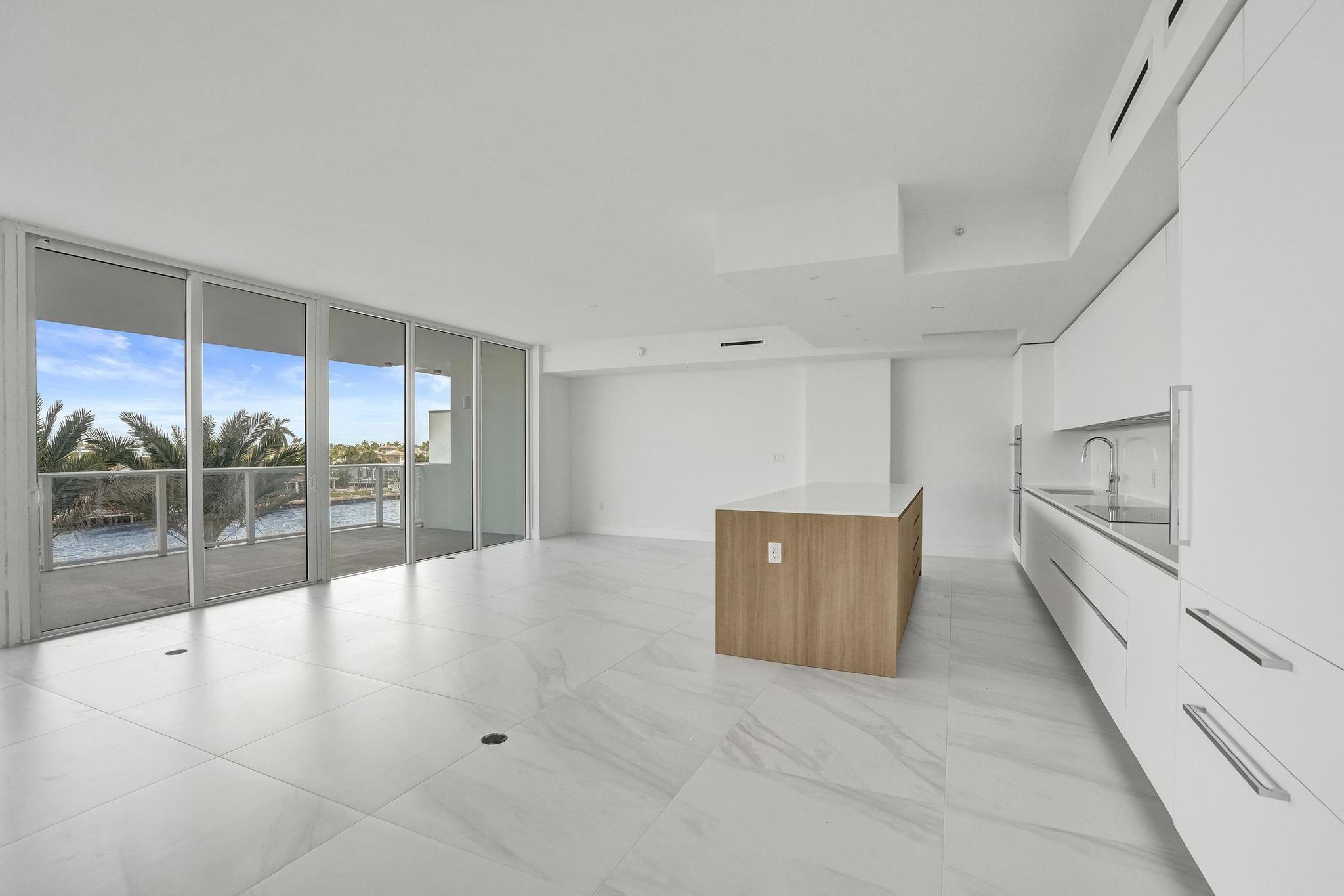 Pompano Beach, Florida, 33062, United States, 2 Bedrooms Bedrooms, ,2 BathroomsBathrooms,Residential,Active,2038110