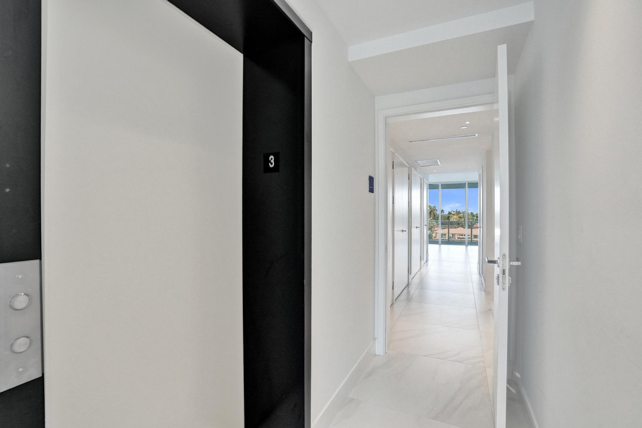 Pompano Beach, Florida, 33062, United States, 2 Bedrooms Bedrooms, ,2 BathroomsBathrooms,Residential,Active,2038110