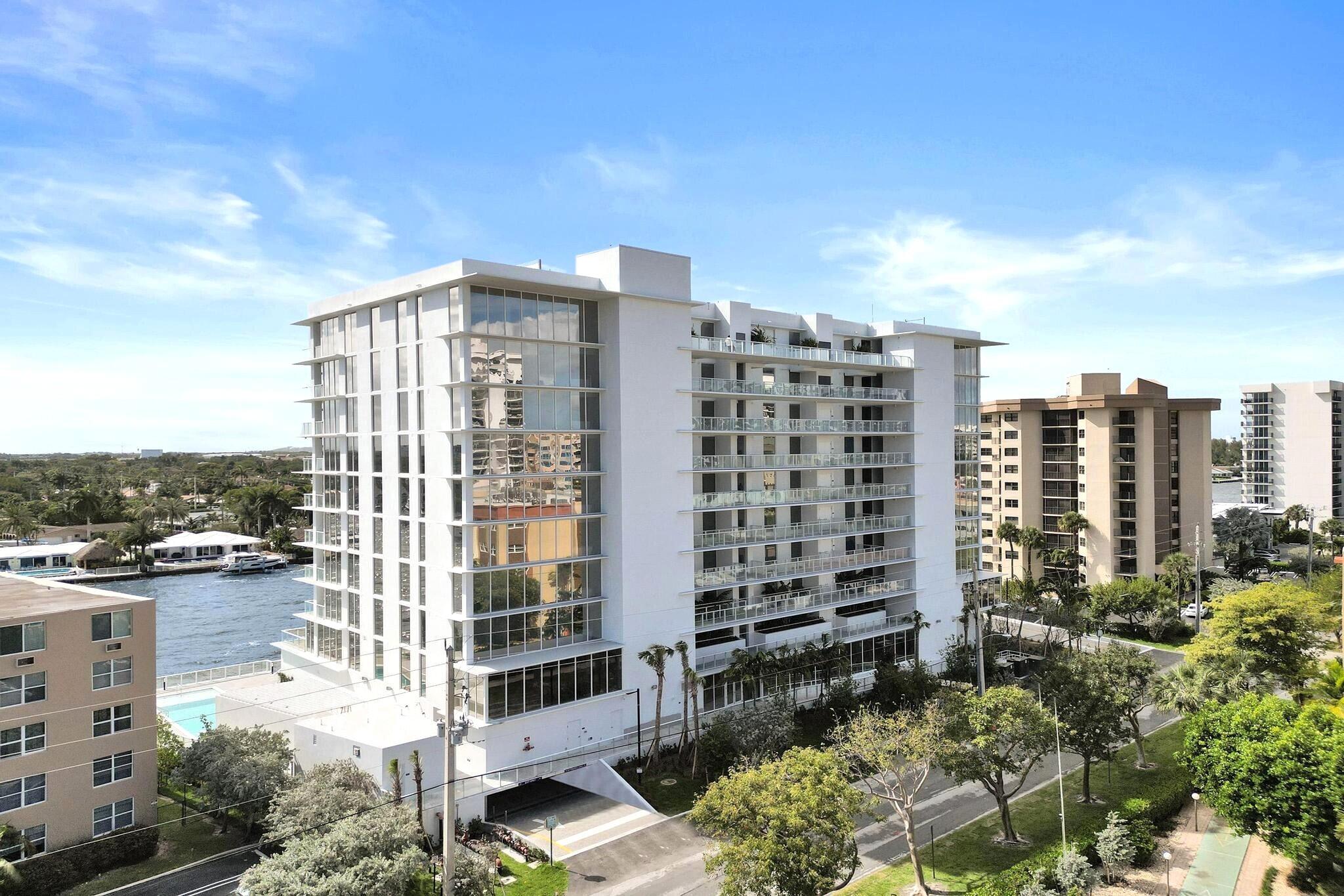 Entourage in the Sun - Residential