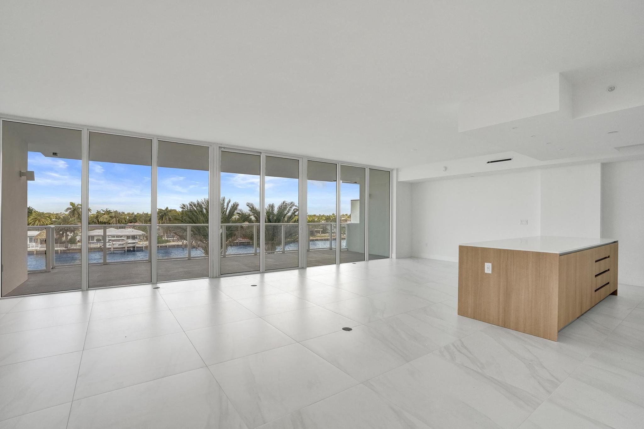 Pompano Beach, Florida, 33062, United States, 2 Bedrooms Bedrooms, ,2 BathroomsBathrooms,Residential,Active,2038110
