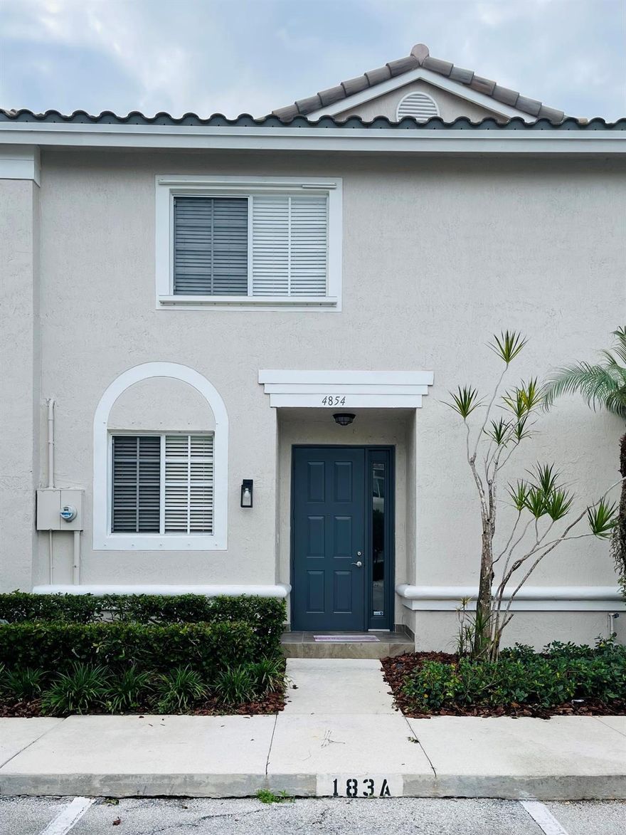 Spacious well maintained two bedroom two and a half bathroom townhome in highly sought after gated community of Victoria Isles. Community provides controlled access points and is patrolled by security personnel,included are a clubhouse, a heated swimming pool, and a fitness center. Shopping and dining are a short drive from the Promenade at Coconut Creek, which offers numerous shops and restaurants. Conveniently close to major highways like the Sawgrass Expressway and the turnpike. Short distance to Deerfield and Pompano Beach. HOA maintained common areas and landscaping.