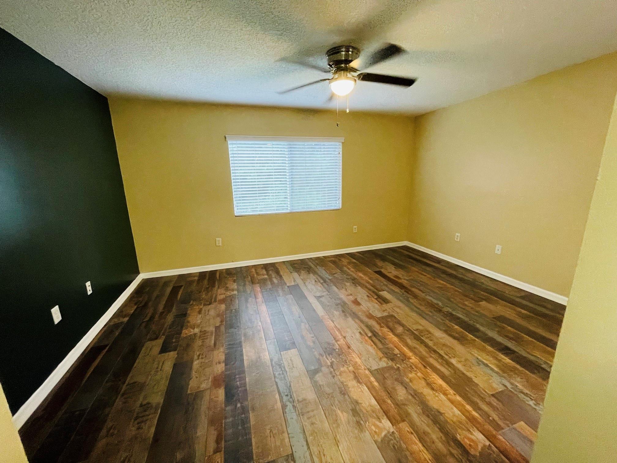Sawgrass Exchange 165-2 B - Residential Lease