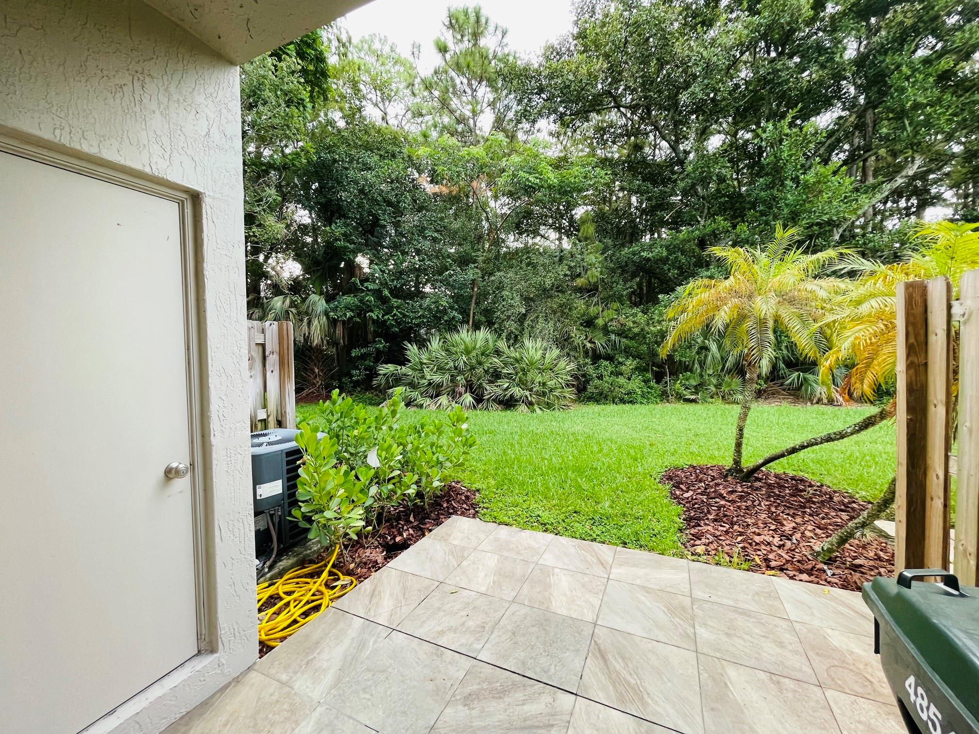 Sawgrass Exchange 165-2 B - Residential Lease