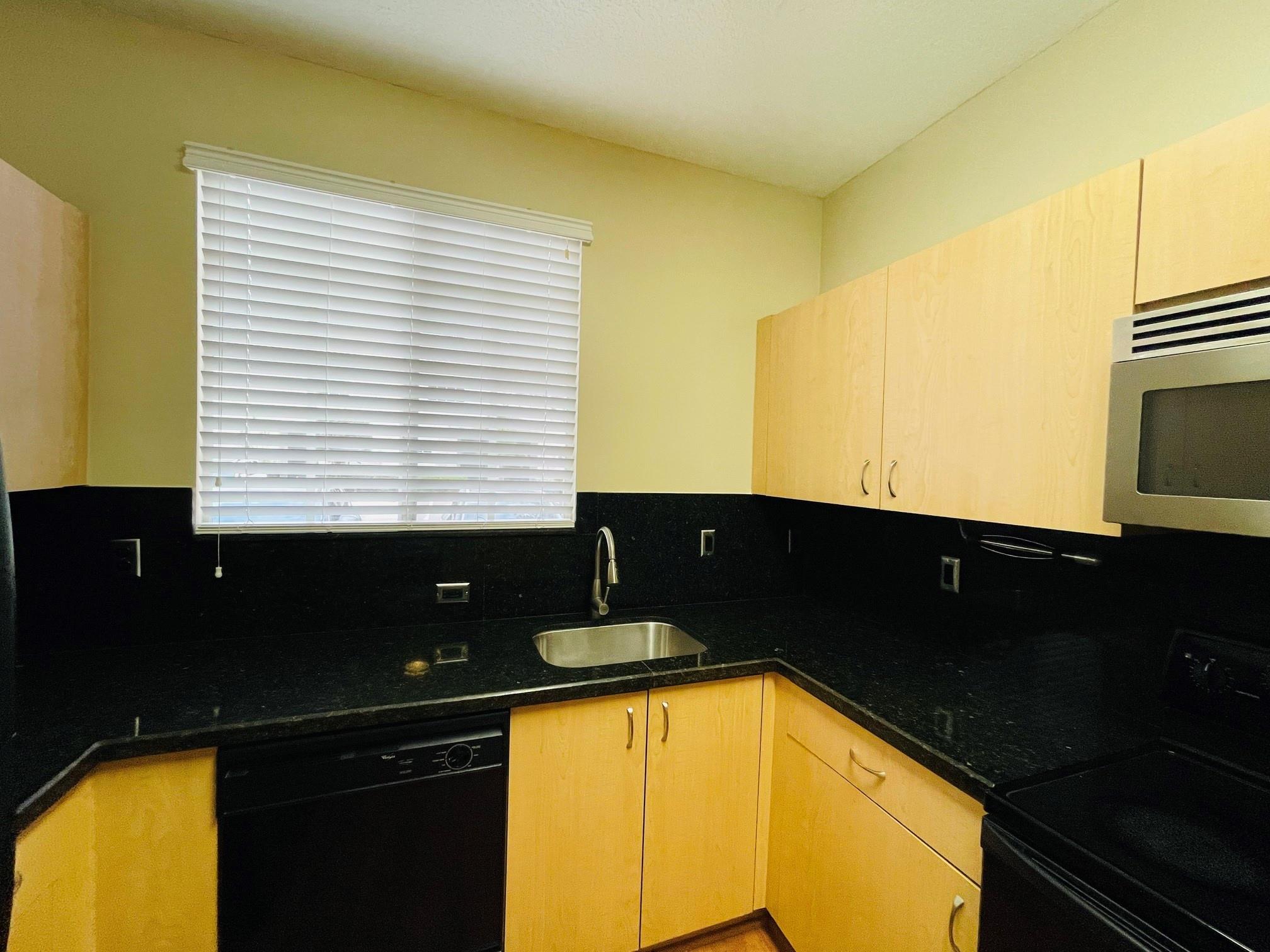 Sawgrass Exchange 165-2 B - Residential Lease