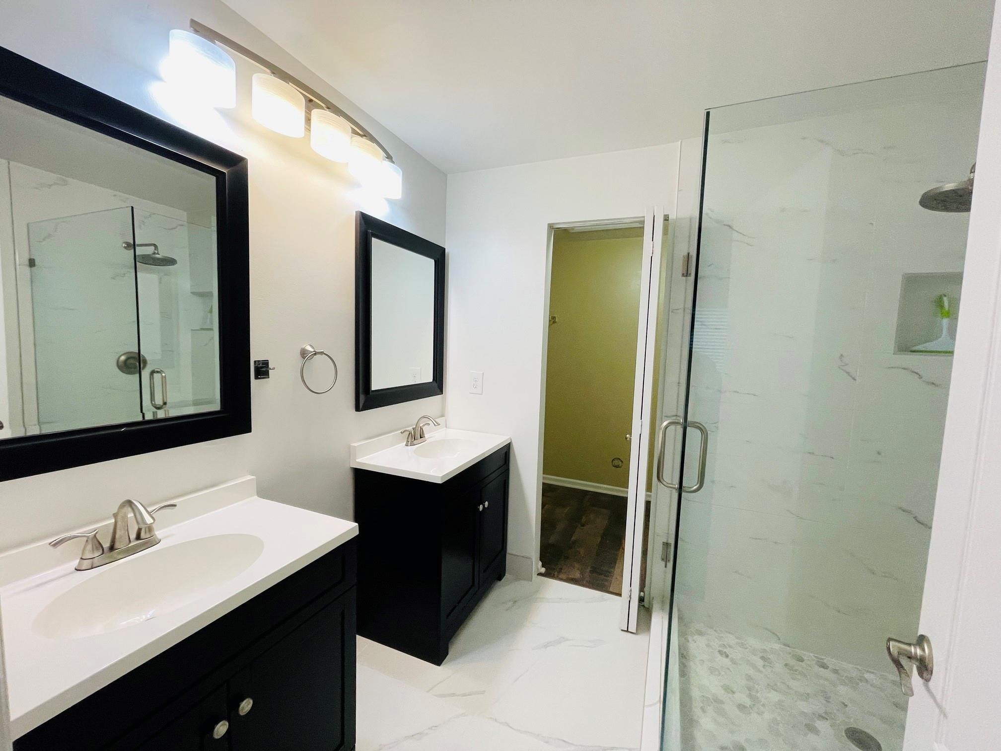 Sawgrass Exchange 165-2 B - Residential Lease