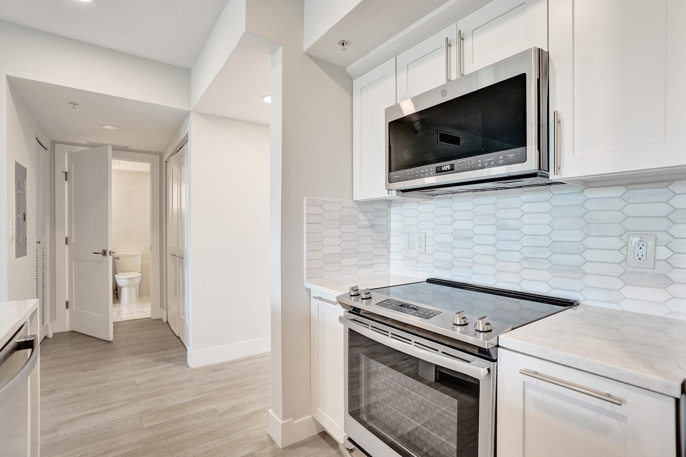 MARINA VILLAGE AT BOYNTON BEACH CONDO - Residential Lease