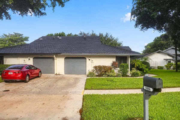 5086 PINE DR, BOYNTON BEACH, FL 33437 - Image 03724ca55482de5928683b76e6029aa8/2771096167