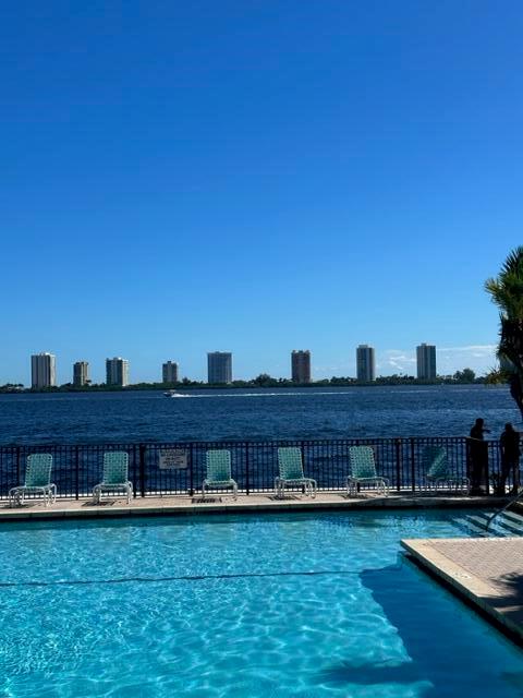 BAY REACH CONDOMINIUM - Residential Lease