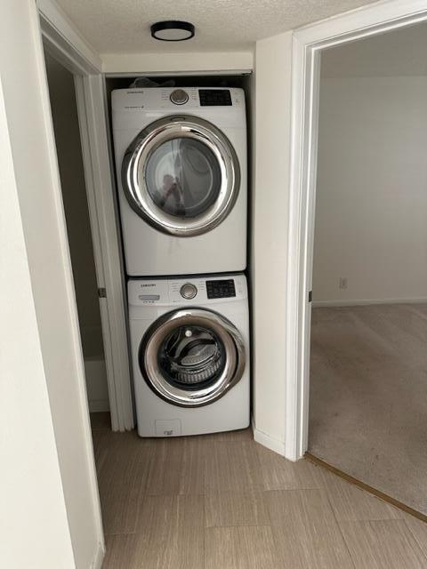 BAY REACH CONDOMINIUM - Residential Lease