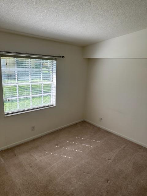 BAY REACH CONDOMINIUM - Residential Lease