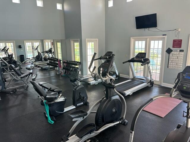 BAY REACH CONDOMINIUM - Residential Lease