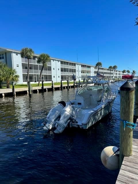 BAY REACH CONDOMINIUM - Residential Lease