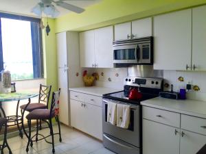 EASTPOINTE CONDO - Residential Lease