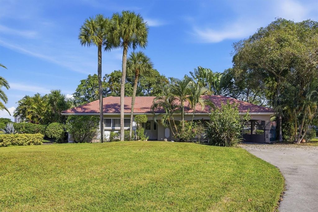 Photo of 2903 N Palm Aire Drive, Pompano Beach, FL 33069 (MLS # F10540604)