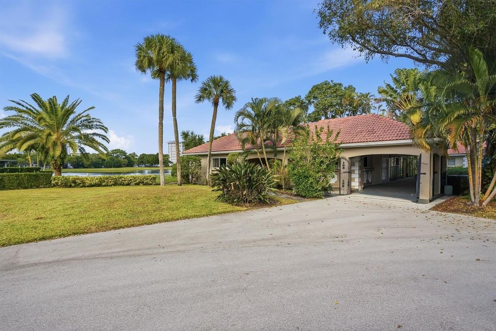 Photo of 2903 N Palm Aire Drive, Pompano Beach, FL 33069 (MLS # F10540604)
