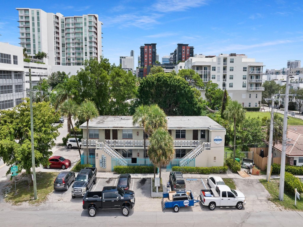 735 & 745 NE & 745 5th Avenue 1-5