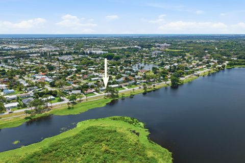 Tiny photo for 5650 Lake Osborne Drive, Lake Worth, FL 33461 (MLS # B26018552)