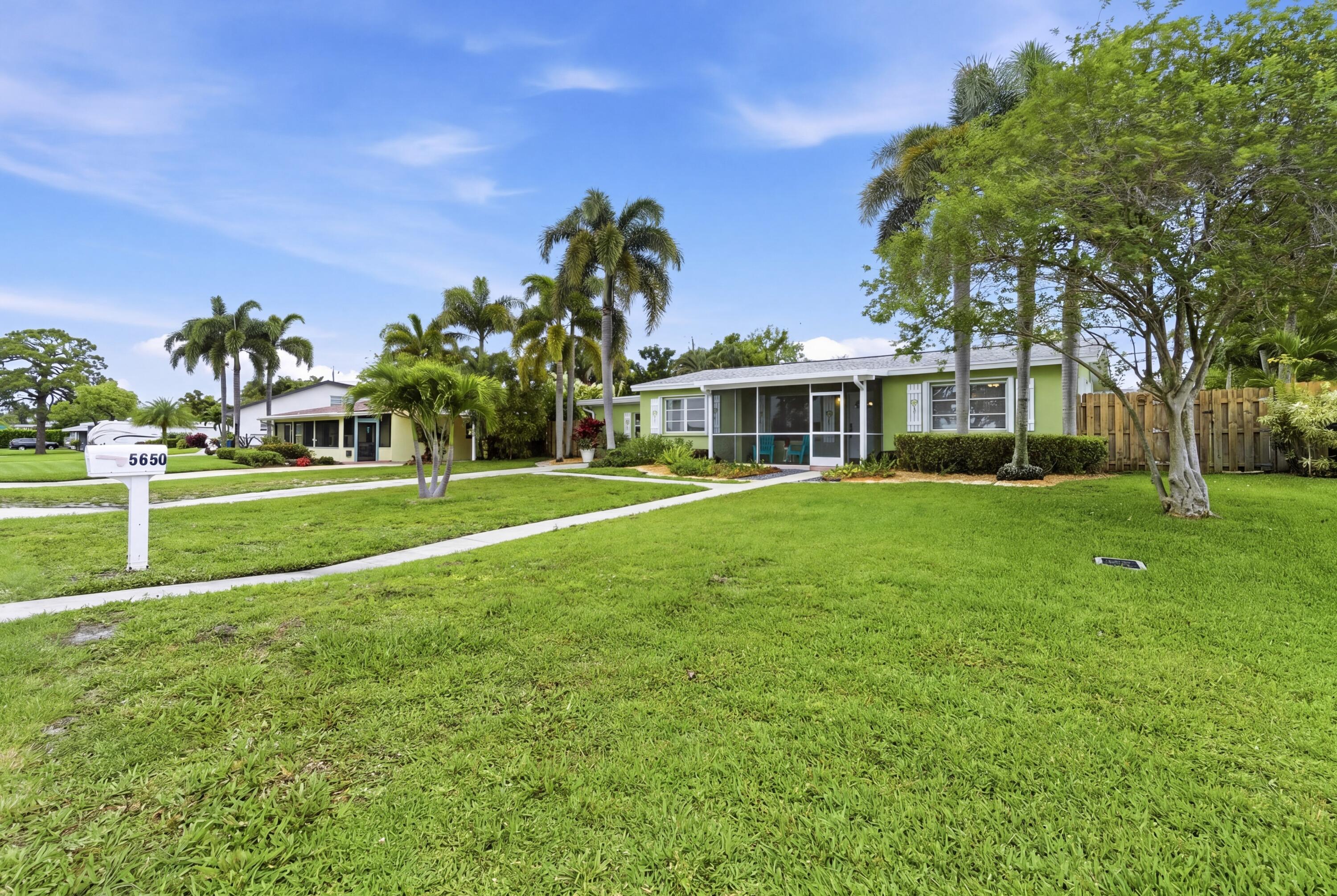 5650 Lake Osborne Drive