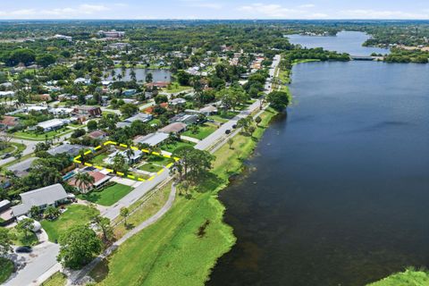 Tiny photo for 5650 Lake Osborne Drive, Lake Worth, FL 33461 (MLS # B26018552)