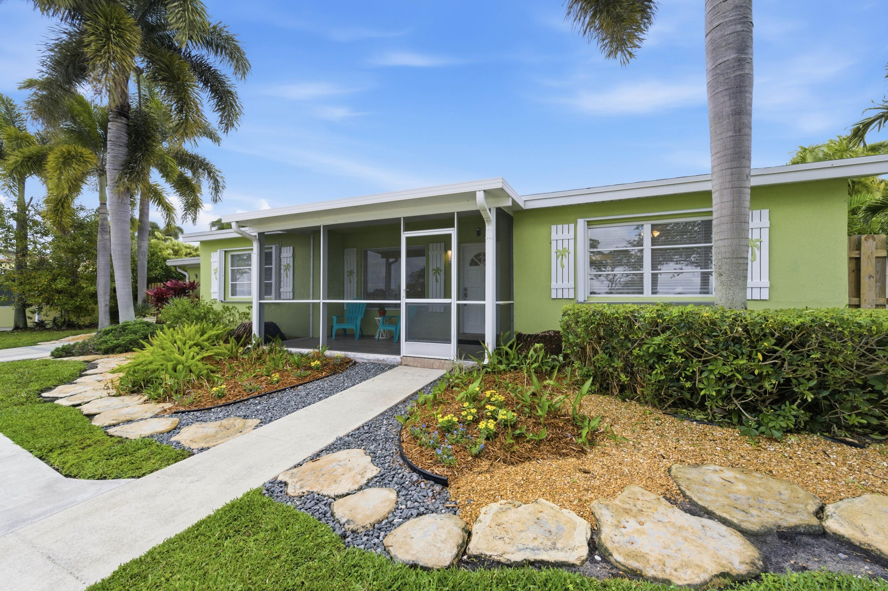 LAKE OSBORNE ESTATES 5 - Residential