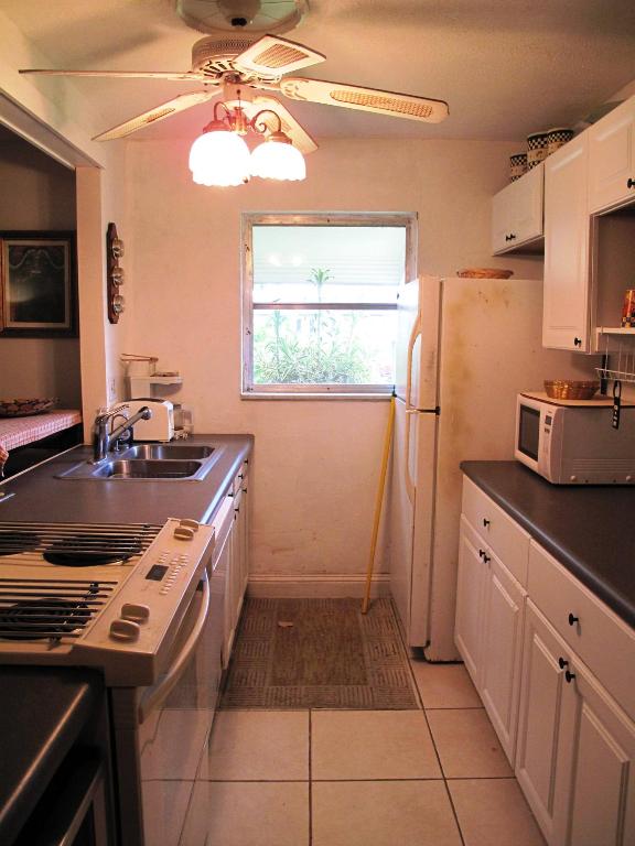 HIGH POINT OF DELRAY SEC 4 - Residential