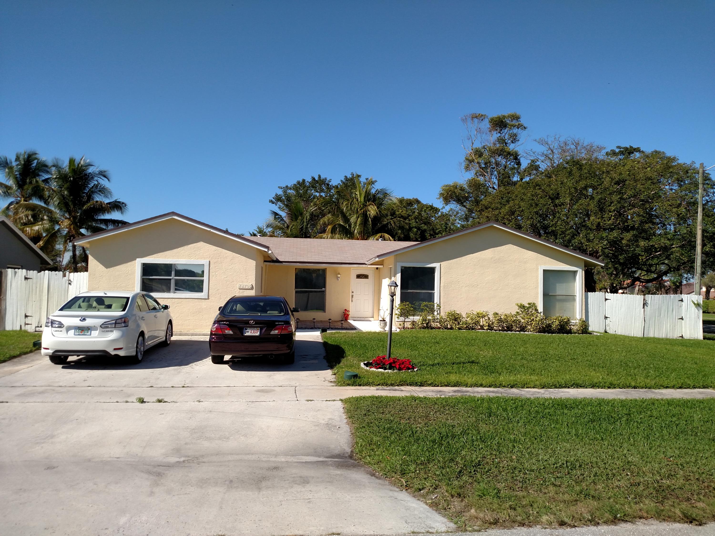 BOCA TRAILS 2 - Residential